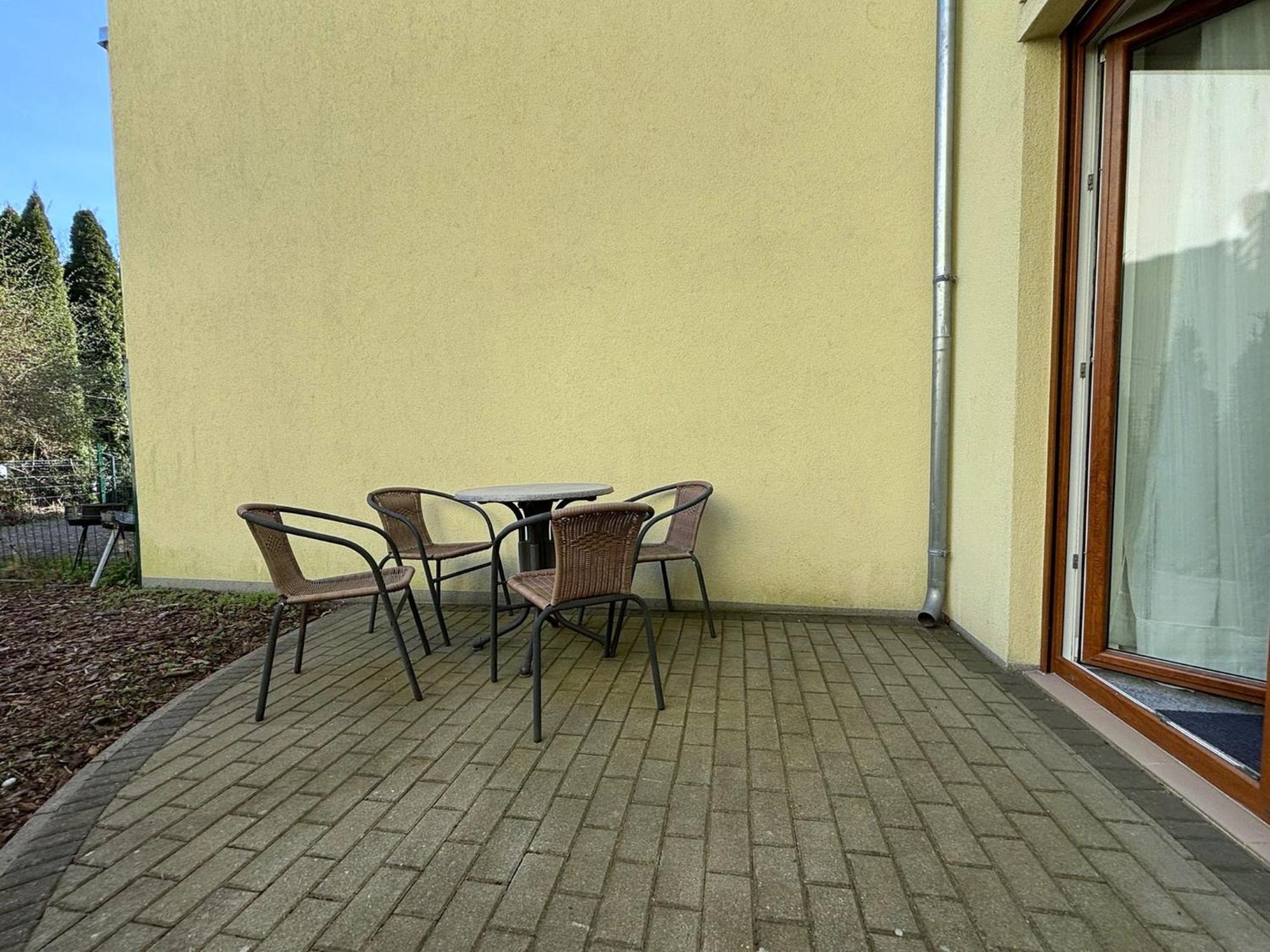 Bryza-komandorska - Family - Parking * Svinoústí